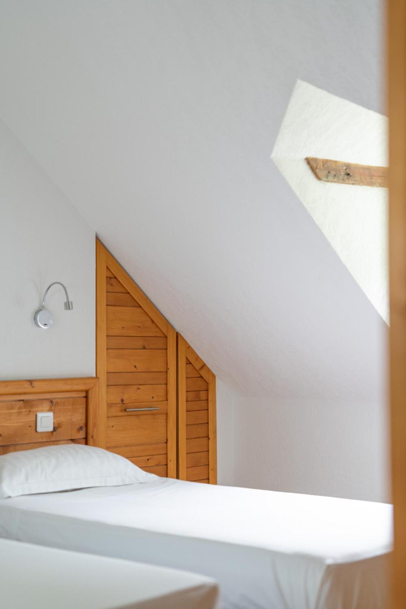 Domaine de Ramonjuan Hotel Bagneres-de-Bigorre Ruang foto