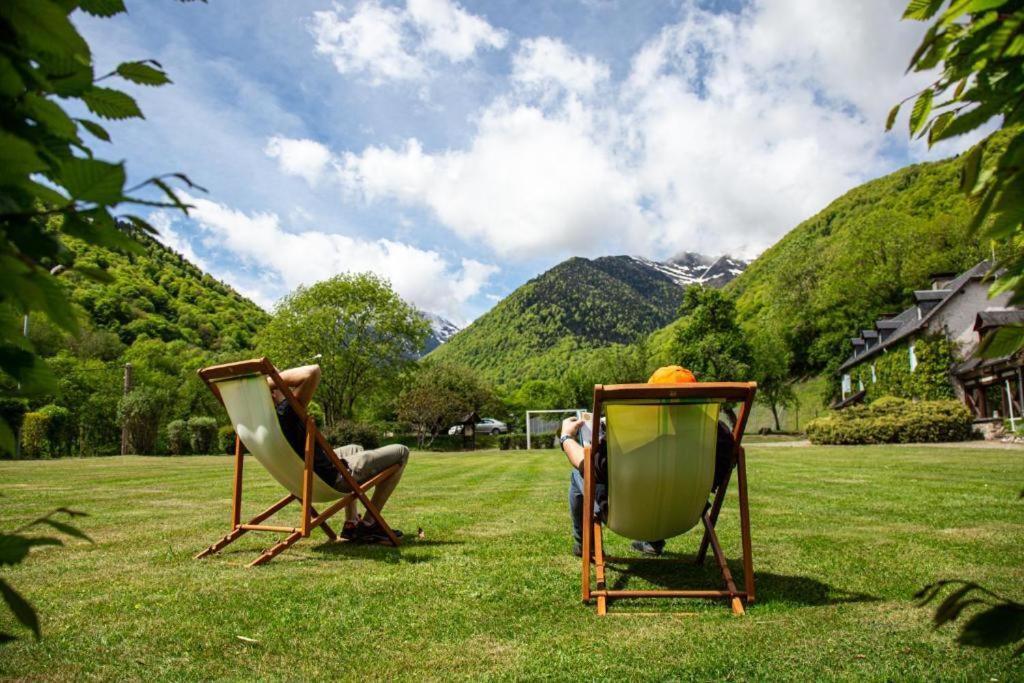 Domaine de Ramonjuan Hotel Bagneres-de-Bigorre Bagian luar foto