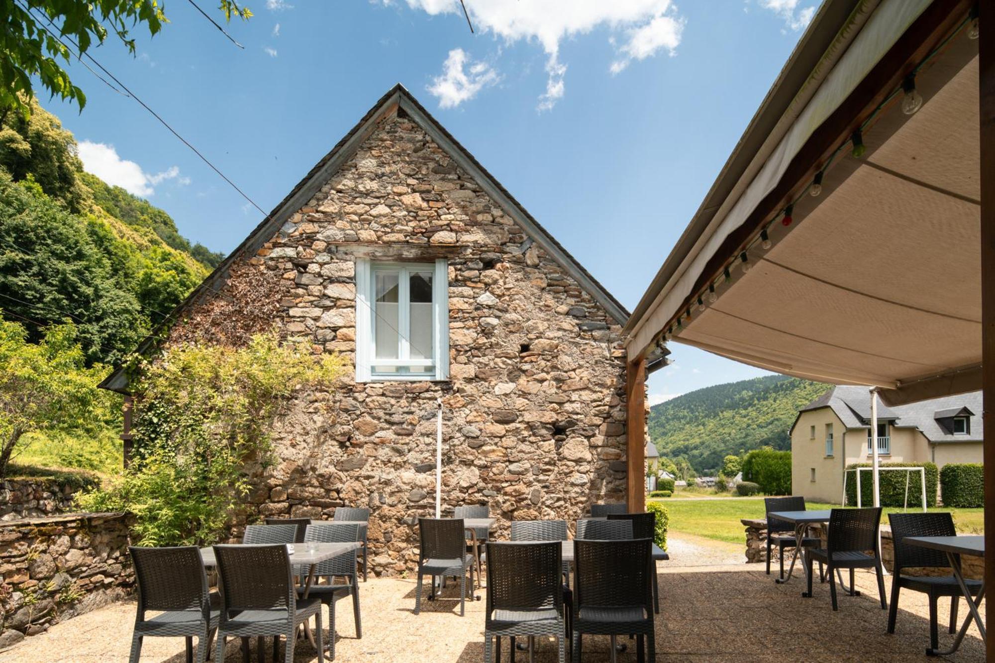 Domaine de Ramonjuan Hotel Bagneres-de-Bigorre Bagian luar foto