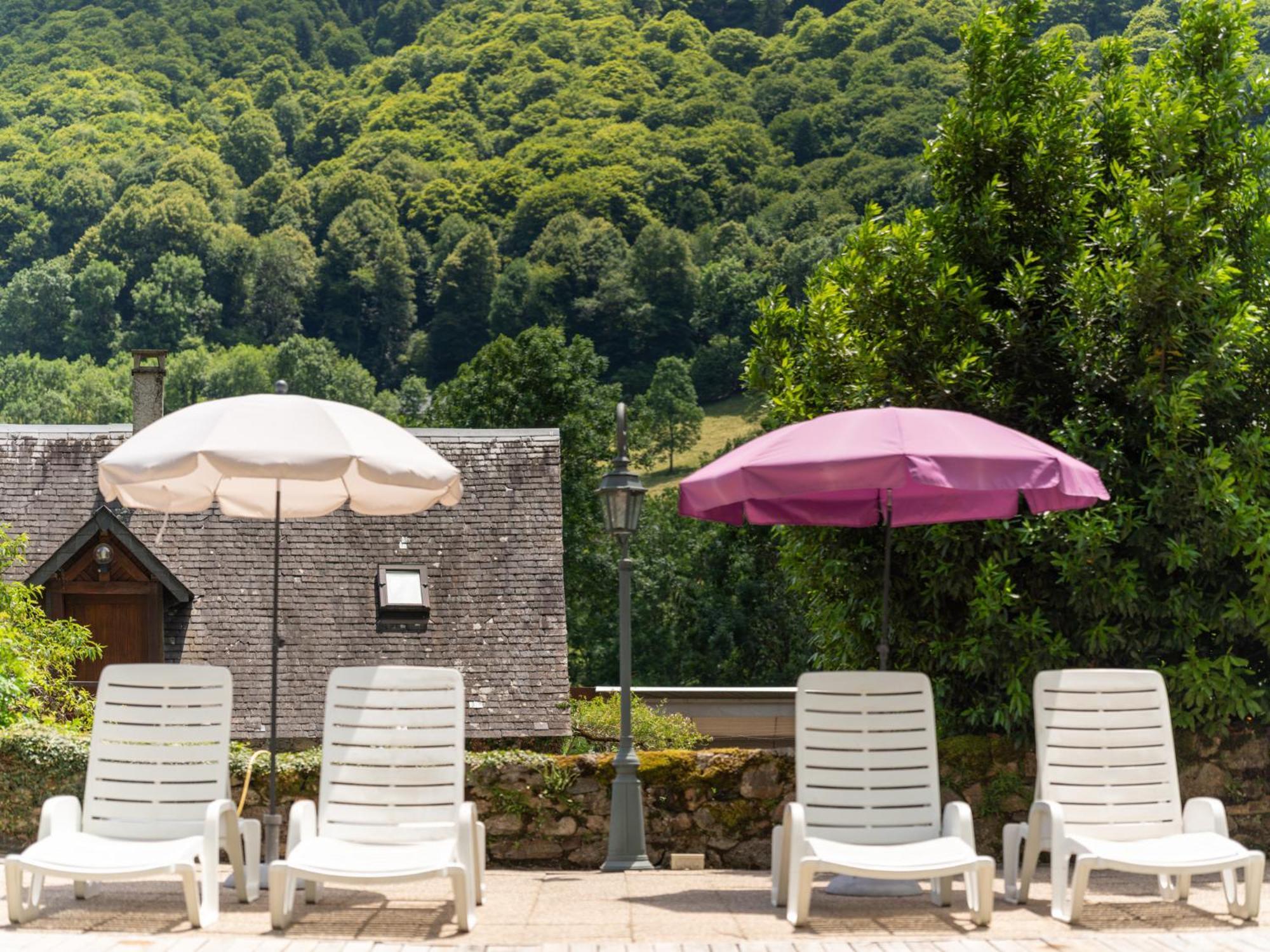 Domaine de Ramonjuan Hotel Bagneres-de-Bigorre Bagian luar foto